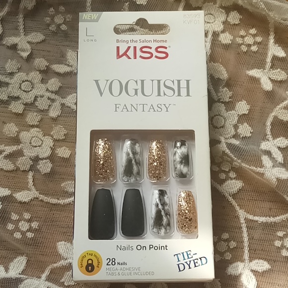 Press on nails - Picture 1 of 1